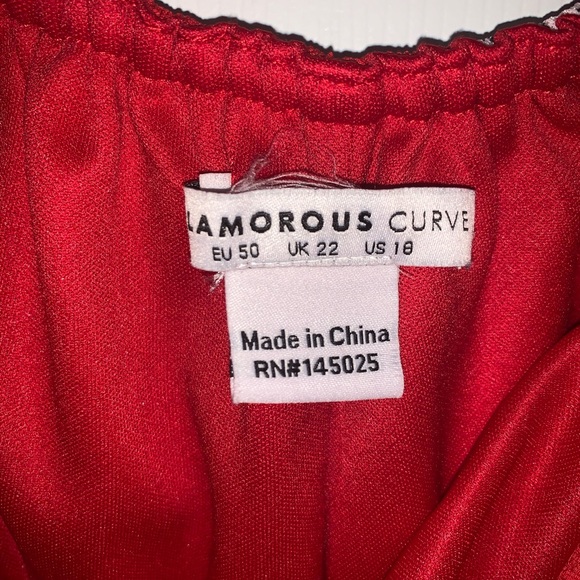 Beautiful red floral off the shoulder dress - Picture 2 of 6